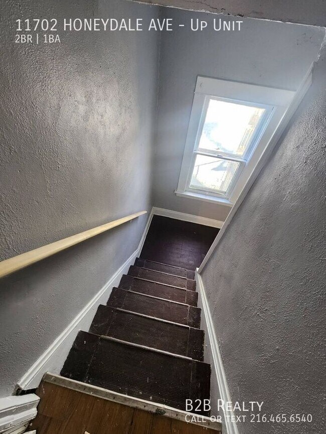 Building Photo - 11702 Honeydale Ave