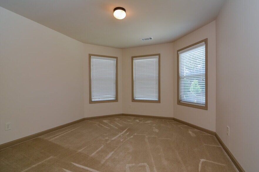 Building Photo - 2486 Peach Shoals Cir