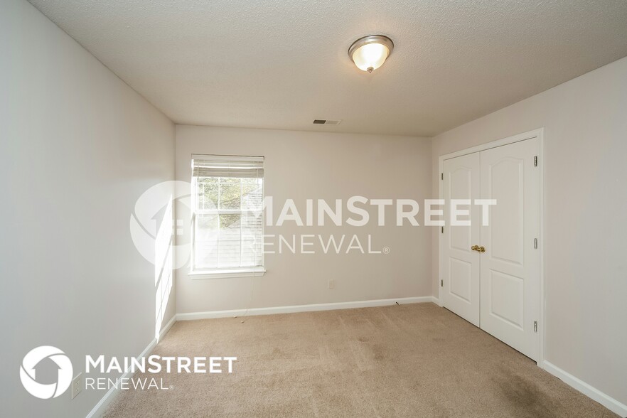 Building Photo - 9204 Lazzini Cove