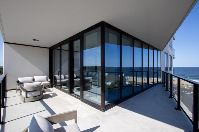Building Photo - 350 Ocean Ave