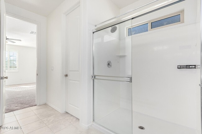 Building Photo - 665 E Rojo Way