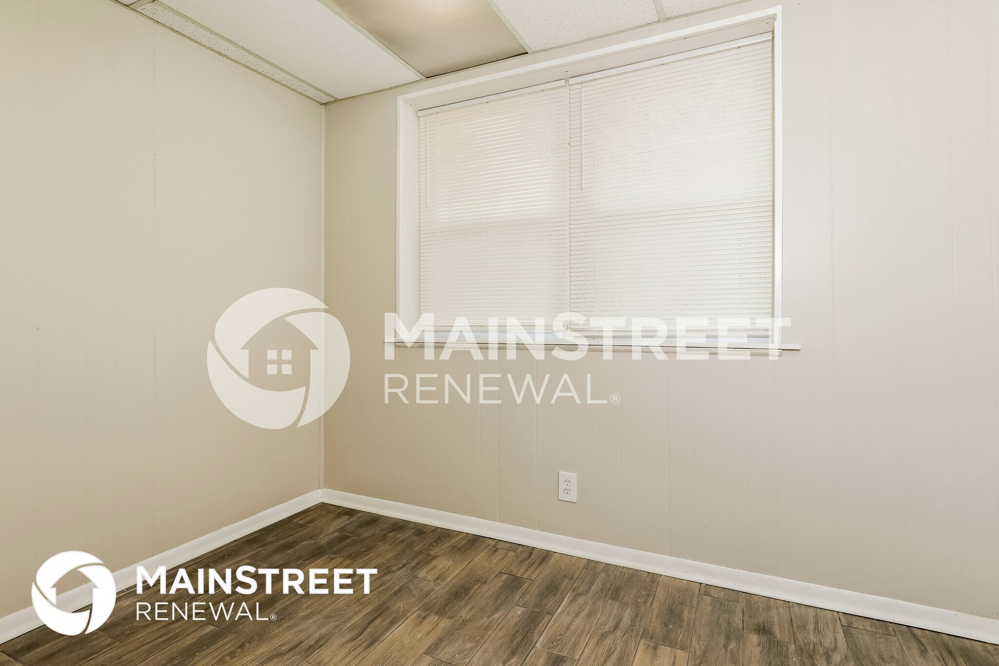 Building Photo - 6704 Amesbury Ln