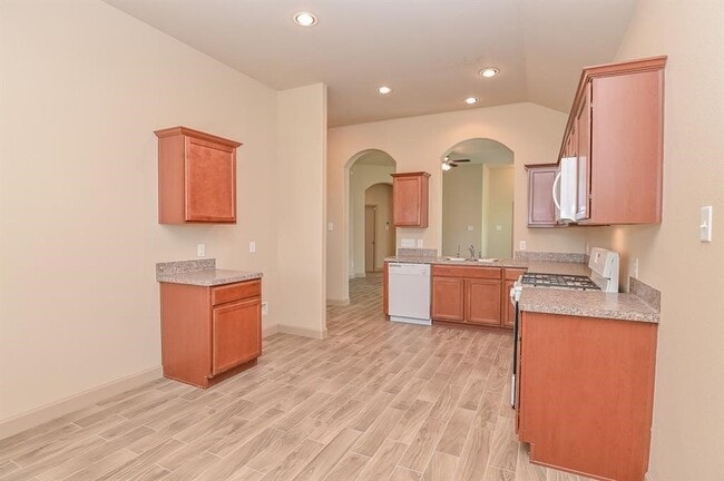 Building Photo - 5502 Floral Valley Ln