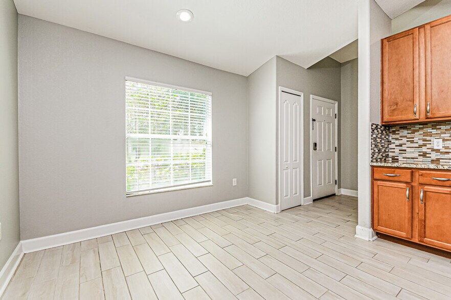 Building Photo - 827 Auburn Preserve Blvd