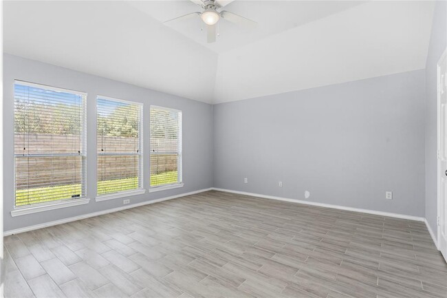 Building Photo - 11047 Pierce Valley Dr