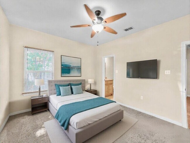 Building Photo - 1020 Elwood Rd