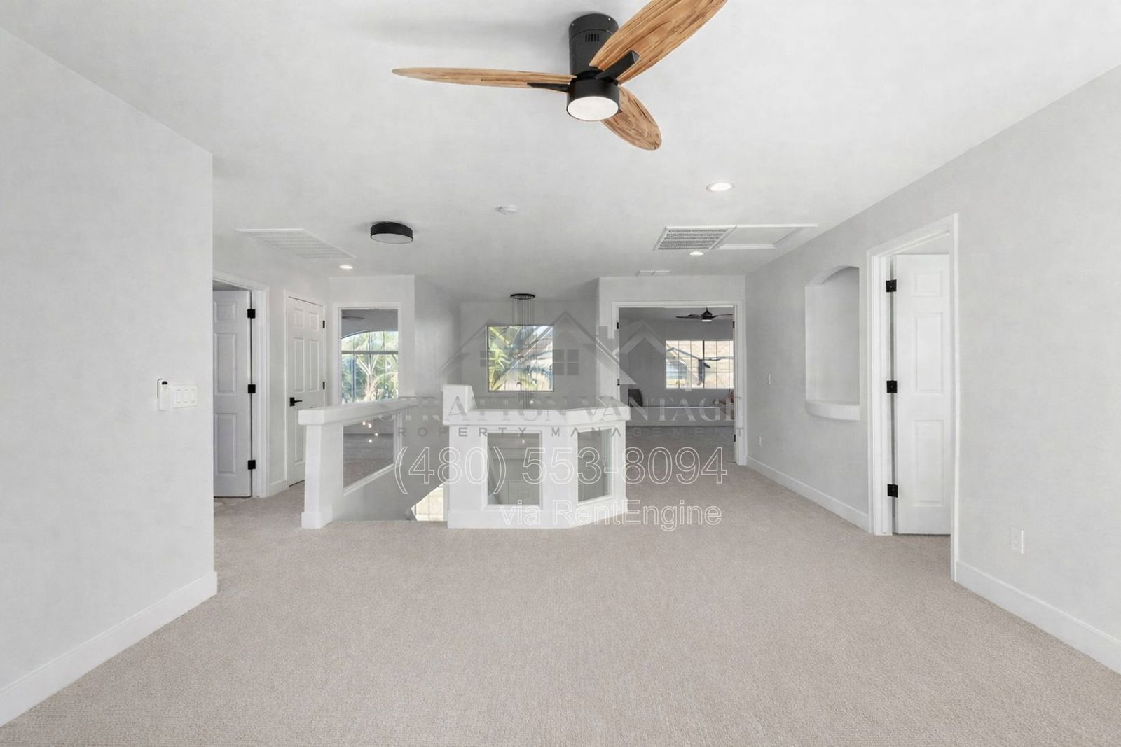 Building Photo - 1005 E Stirrup Ln