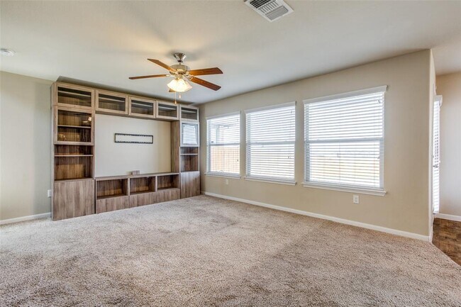 Building Photo - 12402 Walter Vaughn Dr
