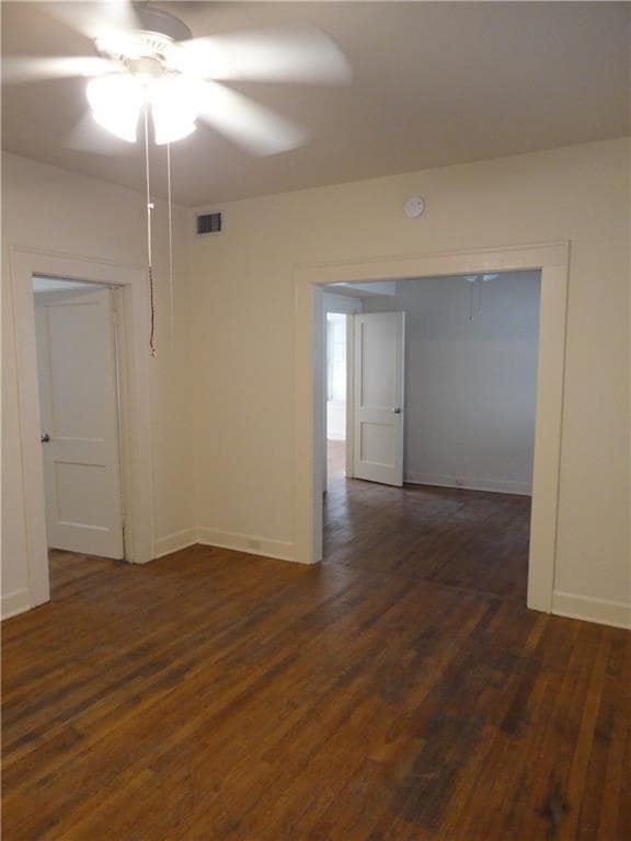 Building Photo - 707.5 Graham Pl