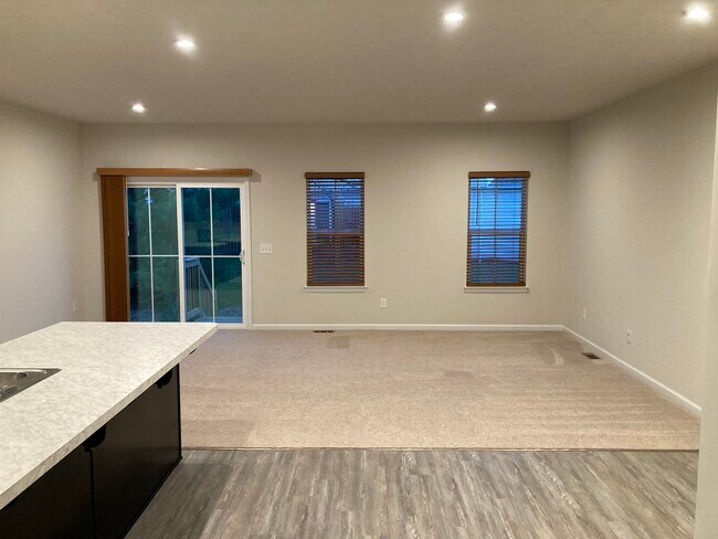 Building Photo - 1108 Meadow Run