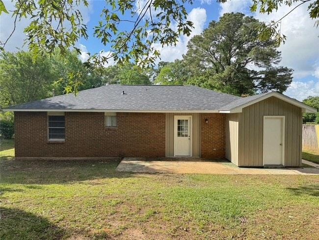 Building Photo - 6564 Cynthia Dr