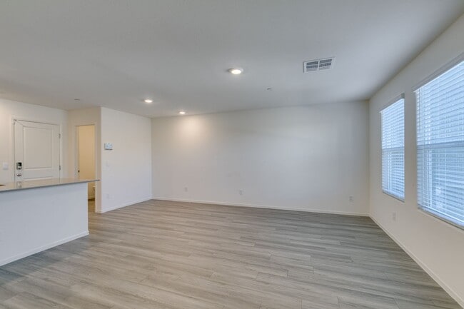 Building Photo - Gorgeous Townhome with upgrades in gated community* 3 large bedrooms, 2 car garage*Community pool...