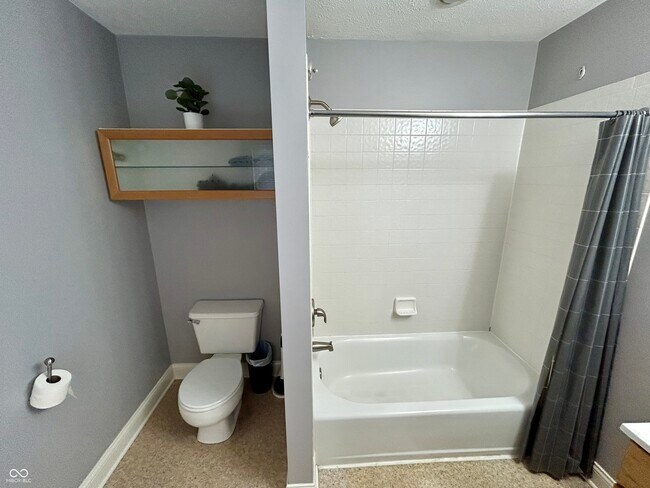 Building Photo - 2049 Alabama St