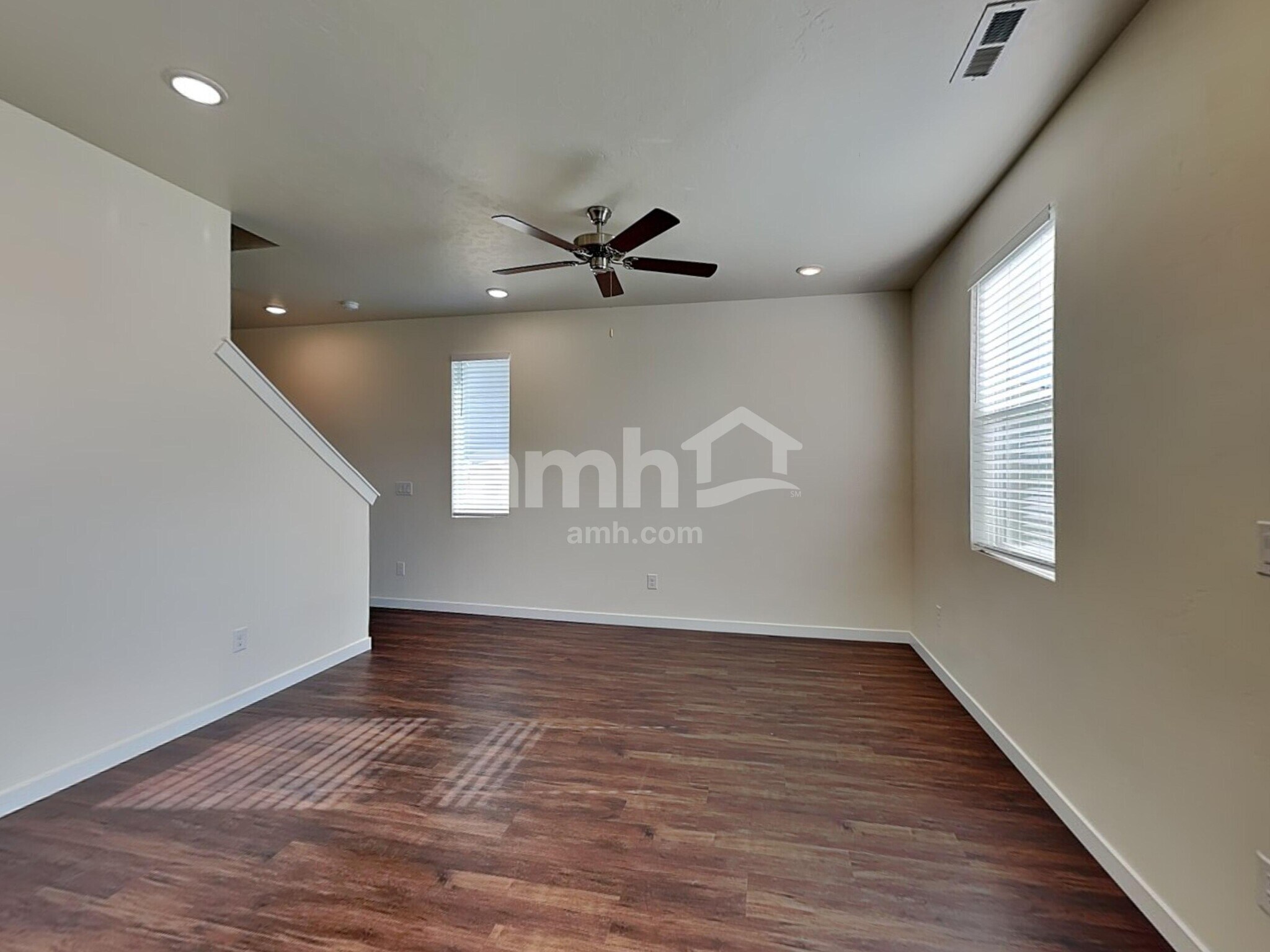 Building Photo - 9523 W Shumard St