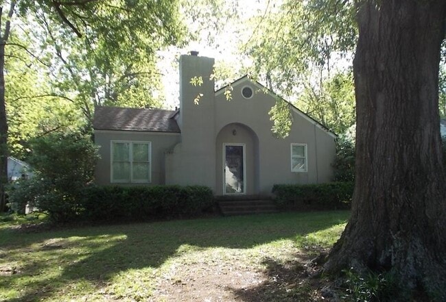 Building Photo - 1020 Hancock Dr