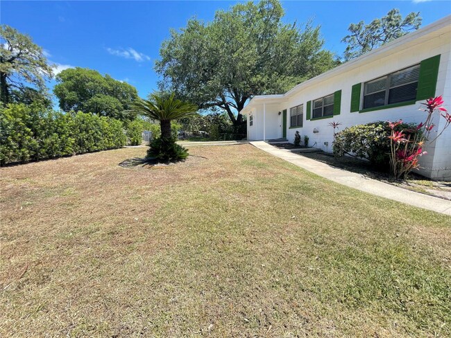 Building Photo - 6326 Ridge Terrace