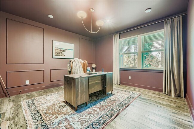 Building Photo - 568 Avondale Pk Cir