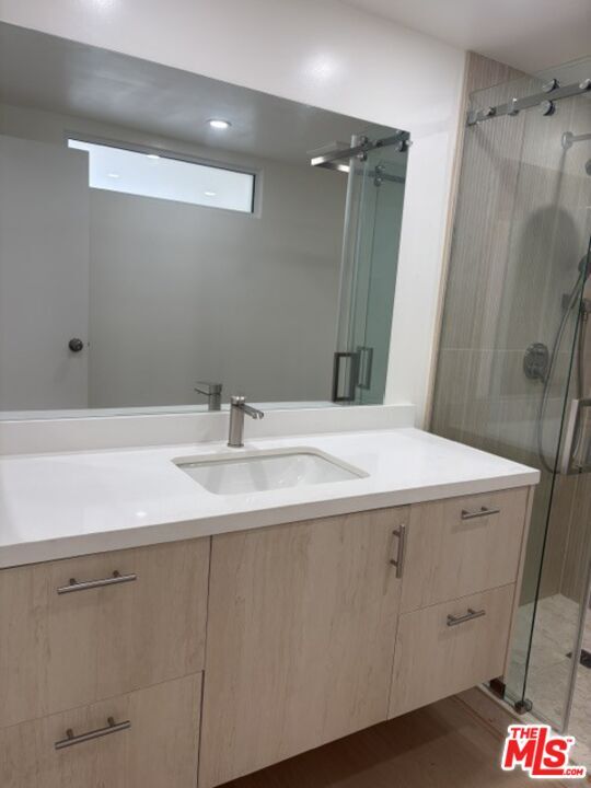 Building Photo - 4337 Marina City Dr