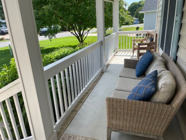 Building Photo - Discover the allure of year-round living i...