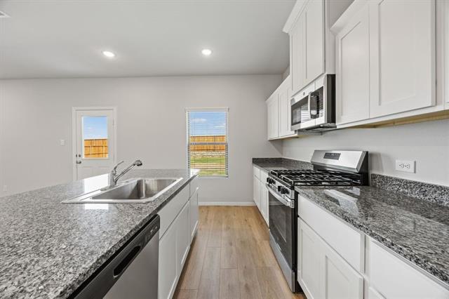 Building Photo - 512 Meadow Run Dr