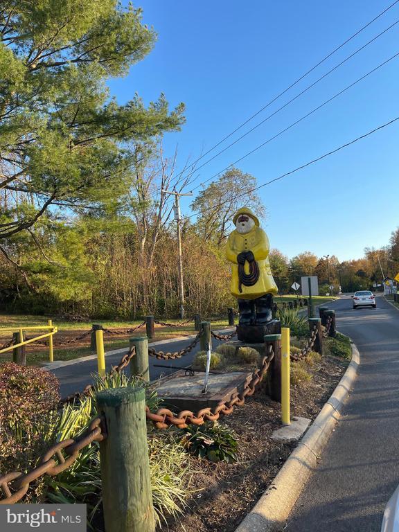 Building Photo - 417 Kemper Rd