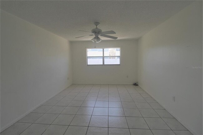 Building Photo - 5509 Fountain Lake Cir