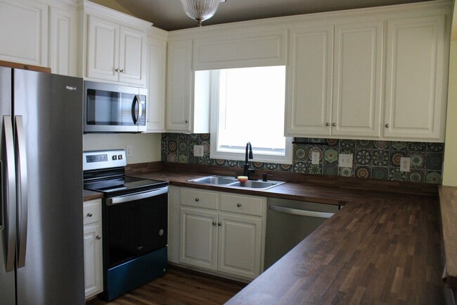 Building Photo - 4325 Blazing Star Ln NW