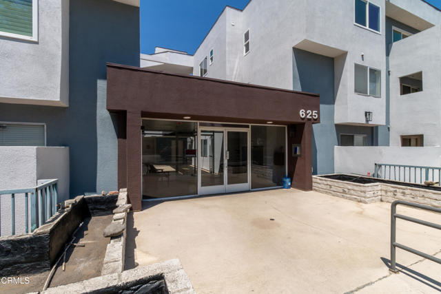 Primary Photo - 625 E Del Mar Blvd