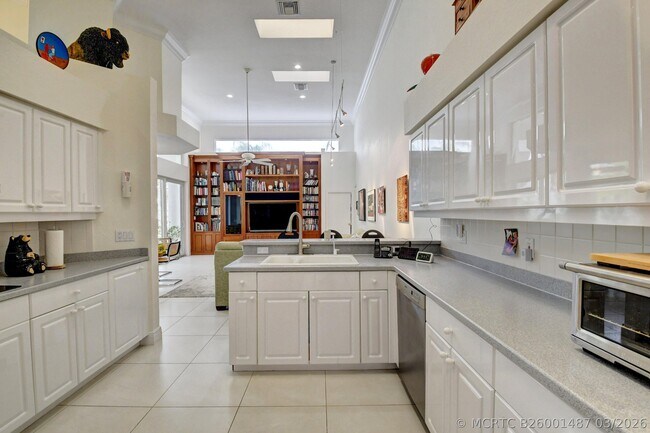Building Photo - 2624 NW 63rd St