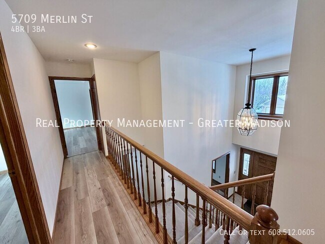 Building Photo - 5709 Merlin St