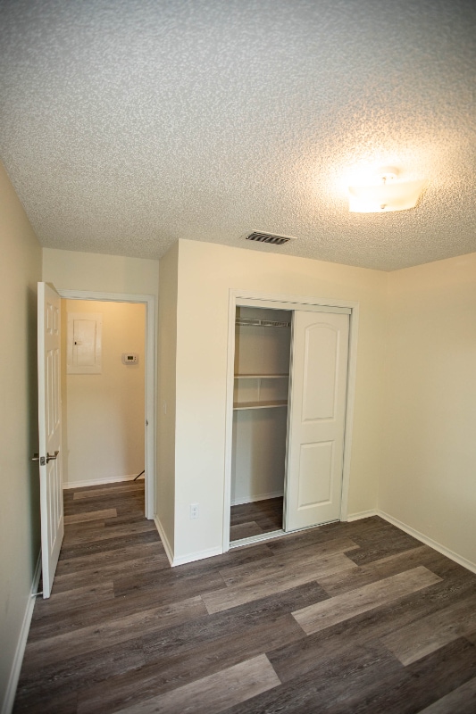 Building Photo - 5414 Alta St
