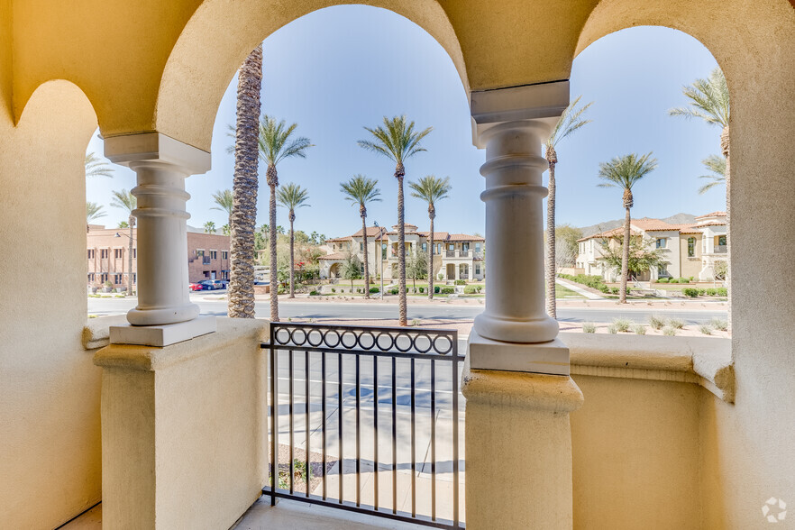 1BR, 1BA - 967SF - Balcony - Main Street Lofts at Verrado