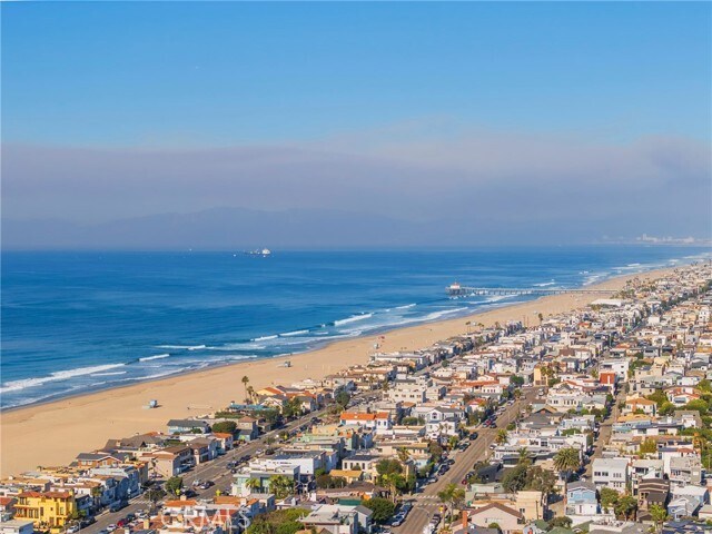 Building Photo - 1835 Manhattan Ave