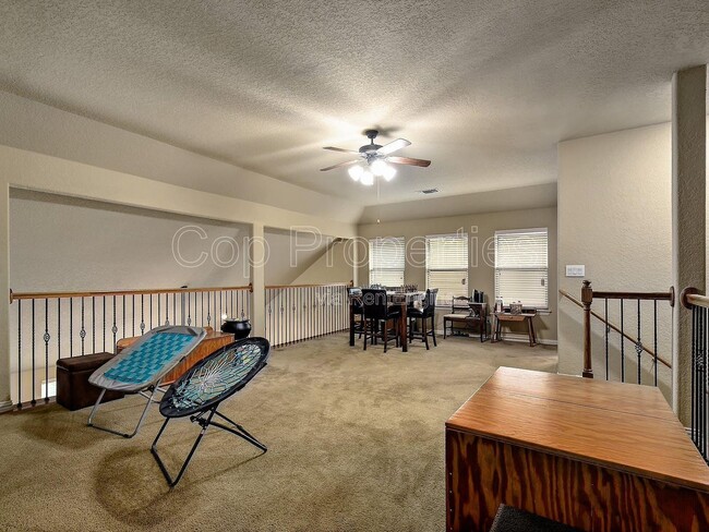 Building Photo - 1435 Sparrow Song