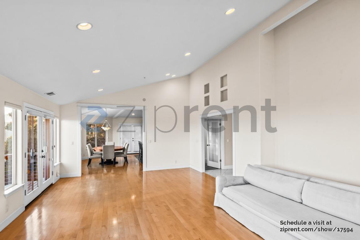 Building Photo - 135 Montalvo Rd