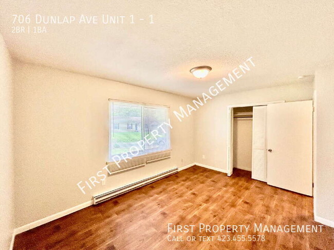 Building Photo - 706 Dunlap Ave