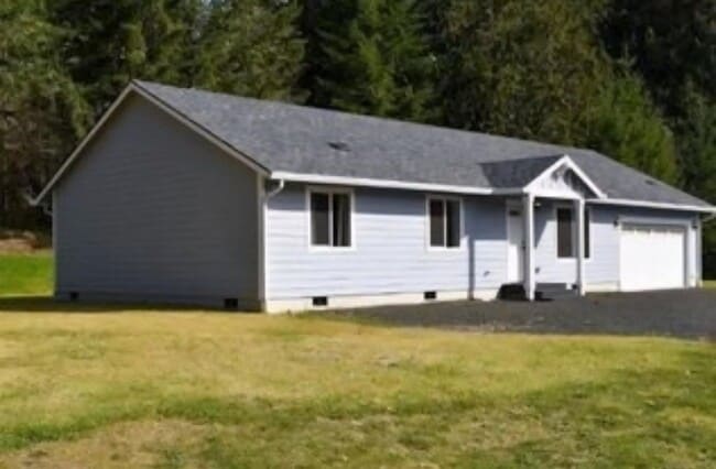 Primary Photo - 3 bedroom Rambler off of Agate