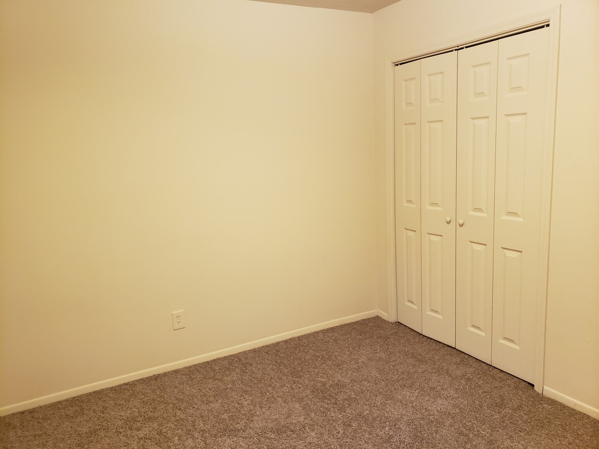 Building Photo - 6 Hallcox St