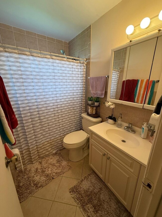 Building Photo - 150 Avocado Ave