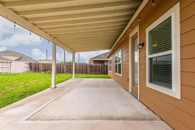 Building Photo - 2008 Glenwick Manor Ln