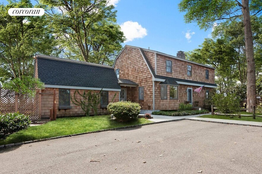 Building Photo - 216 Blank Ln