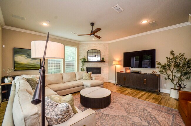 Building Photo - 3407 Mapleshire Dr