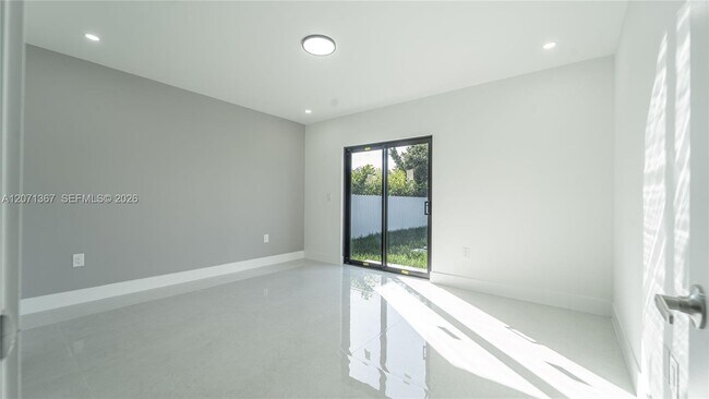 Building Photo - 22860 SW 122nd Pl