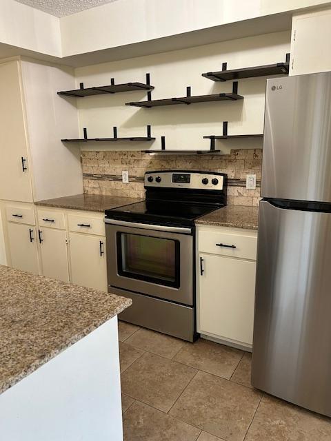 Building Photo - 1307 W Palm Dr