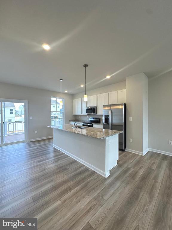 Primary Photo - 106 Telluride Wy