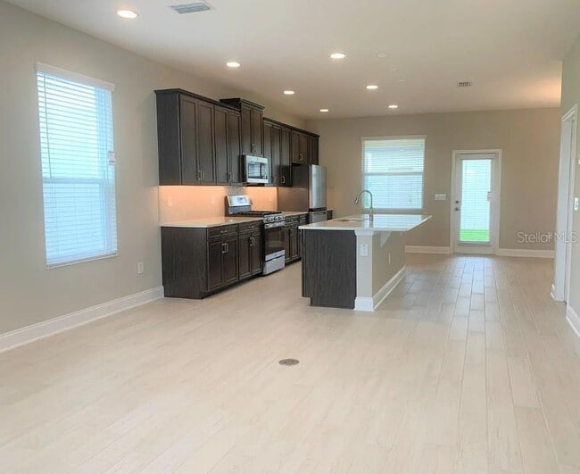 Building Photo - 13075 Spring Grove Way