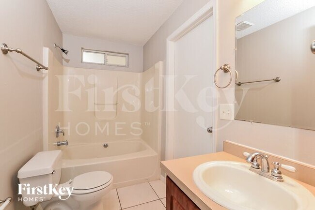 Building Photo - 9646 Lupine Ave