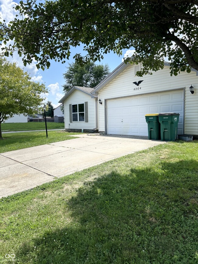 Primary Photo - 4204 Sycamore Ct