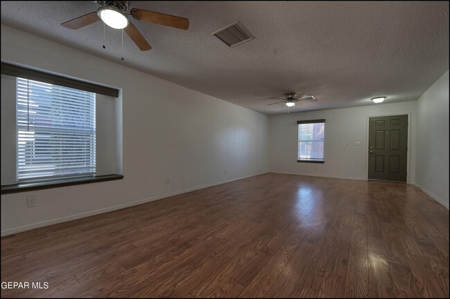 Building Photo - 6177 Snowy River Pl