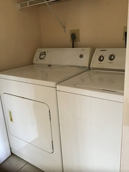 Building Photo - 11502 NW 43rd St